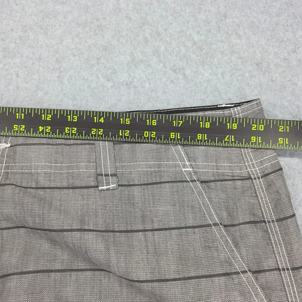 O'Neill Hybrid Board‎ Shorts Men's Size 40 Gray Stripe Stretch Performance Swim